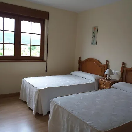 Turisticos La Senra Appartement *